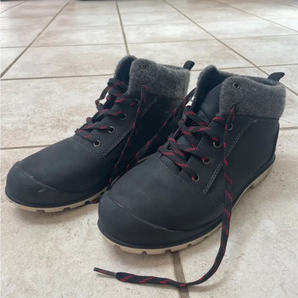 Cat & Jack Boots